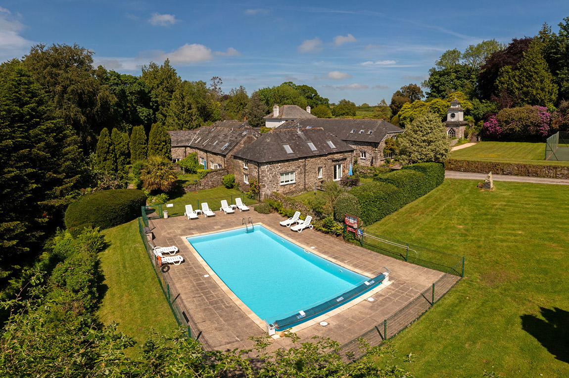 Treworgey Manor Cottages - Heated outdoor swimming pool
